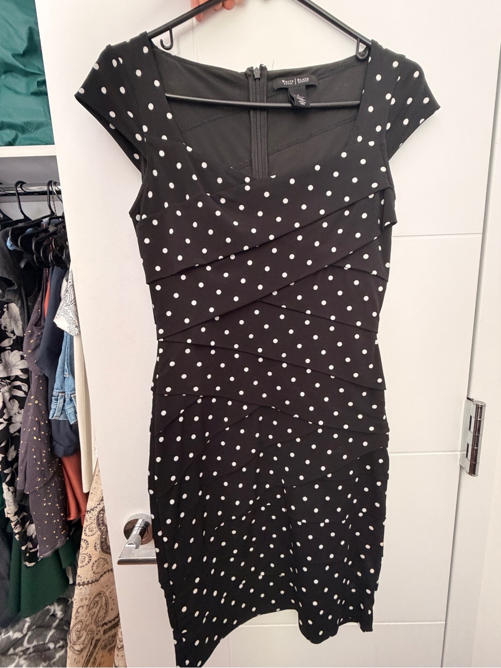 Black and White Shareware Polka Dot White House Black Mark Dress